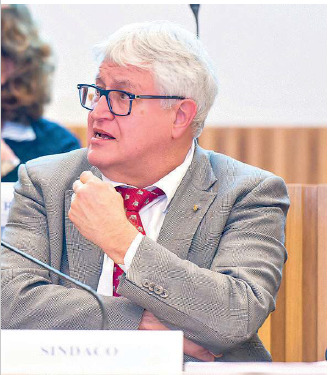 “DE TONI GUARDA AL 2033. SETTE ANNI E MEZZO PER CAMBIARE LA CITTA'”